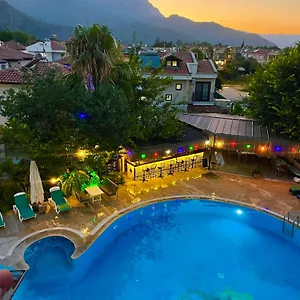 3* Otel Su